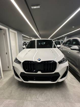 BMW X1 2.0 16V TURBO GASOLINA SDRIVE20I M SPORT STEPTRONIC BMW X1 2.0 16V TURBO GASOLINA SDRIVE20I M SPORT STEPTRONIC